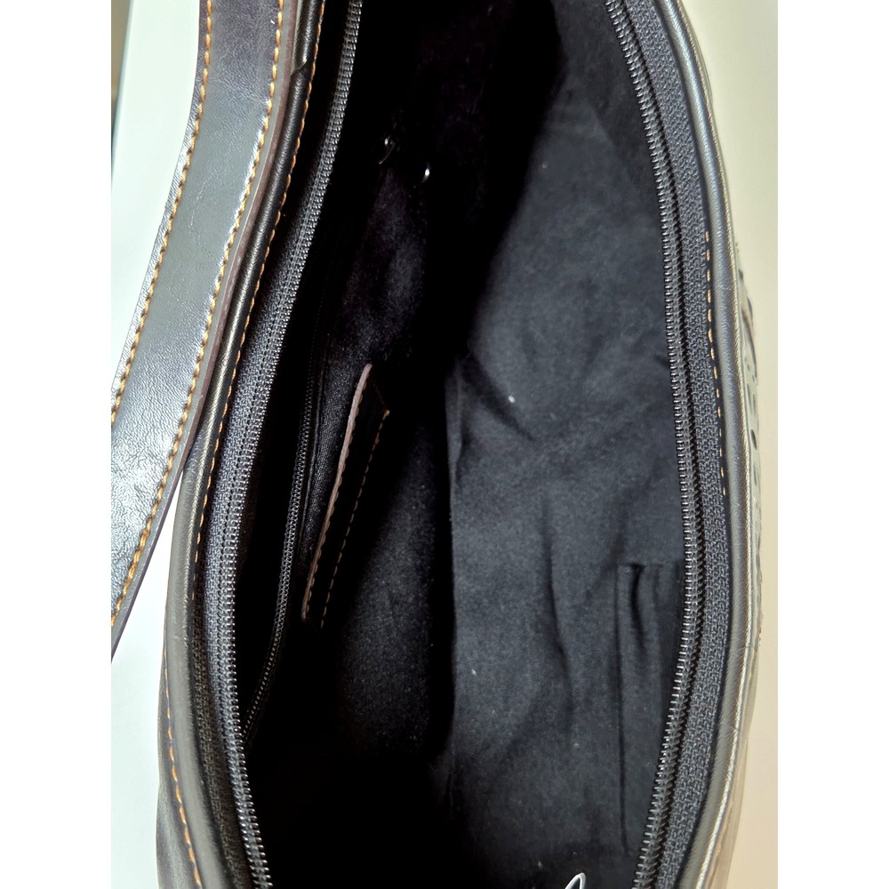 Relic Black Leather Purse w/ Laser Cutouts  Brown Stitching‎ Zipper Closure - Picture 6 of 15